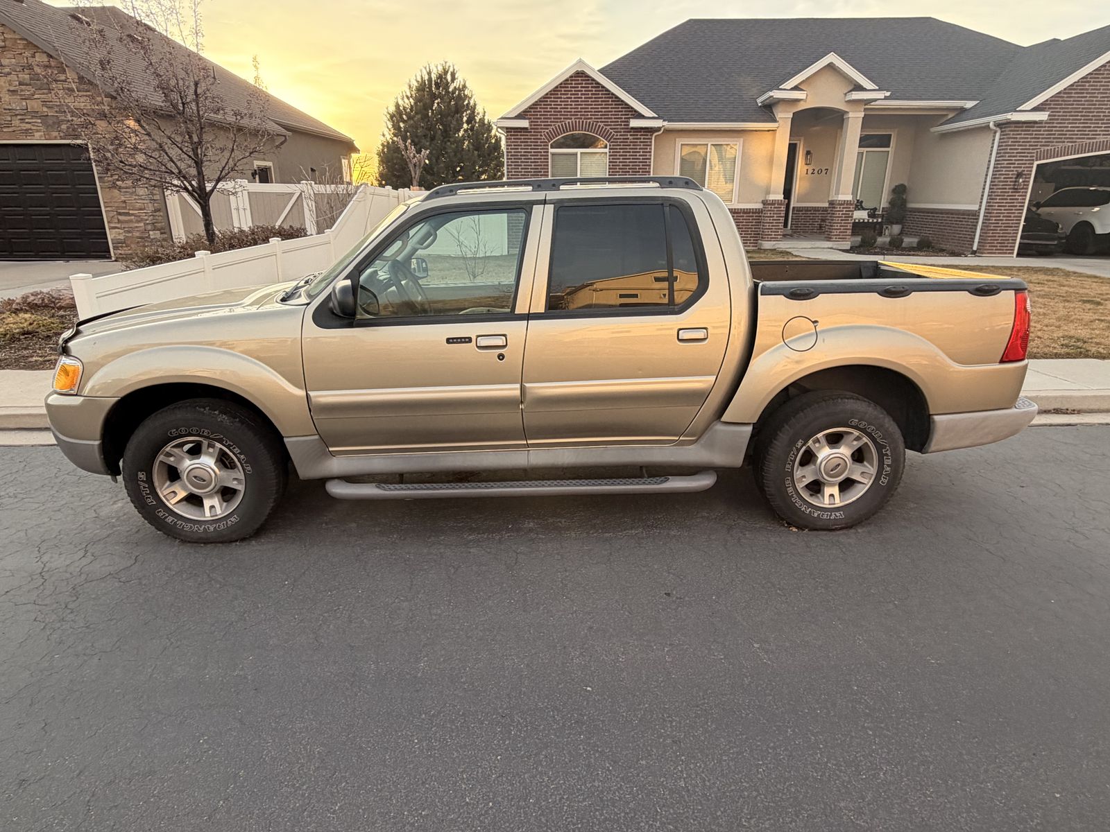 2003 FORD EXPLORER SPORT TRAC XLT