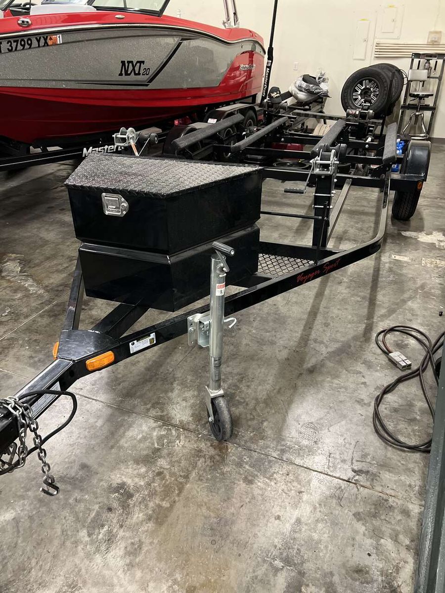 Heavy-Duty Two-Place Jet Ski Trailer — Voyager — Fits All Sizes Waverunners