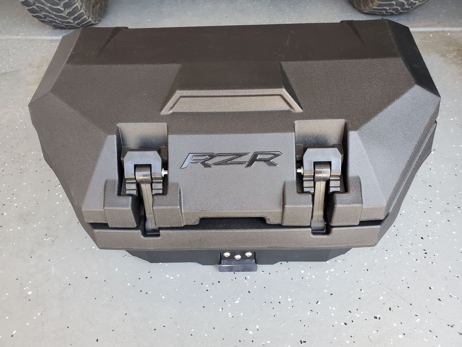 28 QT RZR cooler