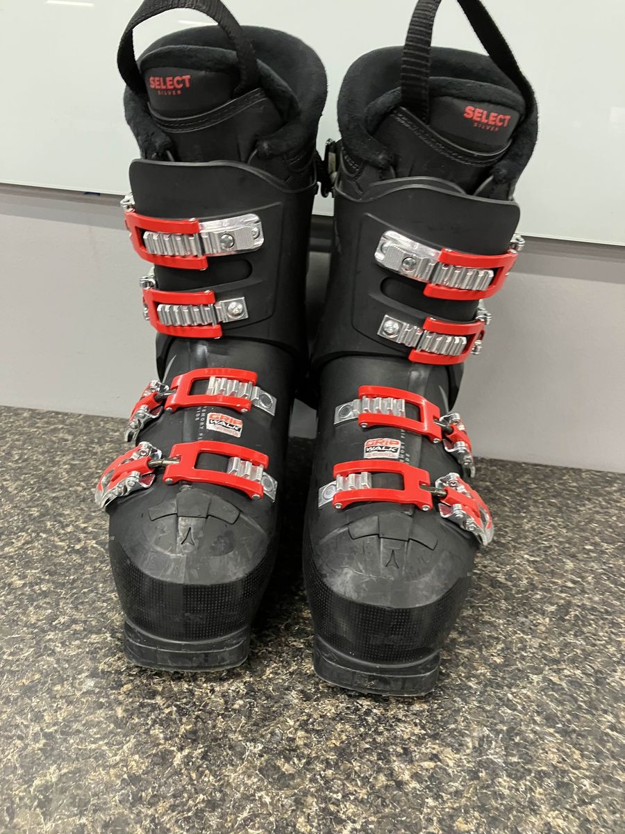 Used Atomic Hawx Magna R100 Ski Boot - 25.5MP 2025
