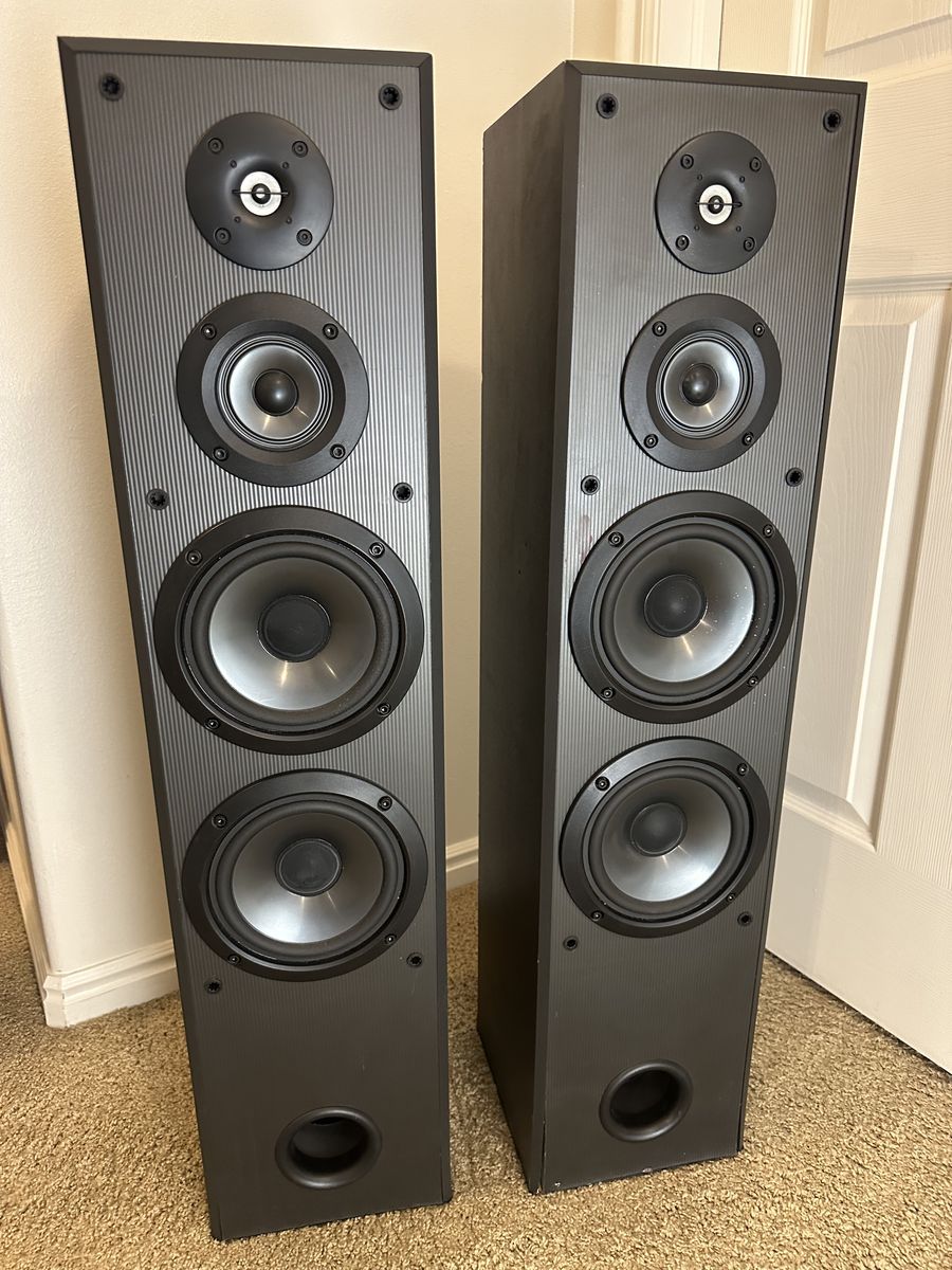 Sony SS-MF500H floor standing speakers.
