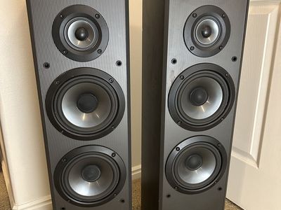 Sony SS-MF500H floor standing speakers.