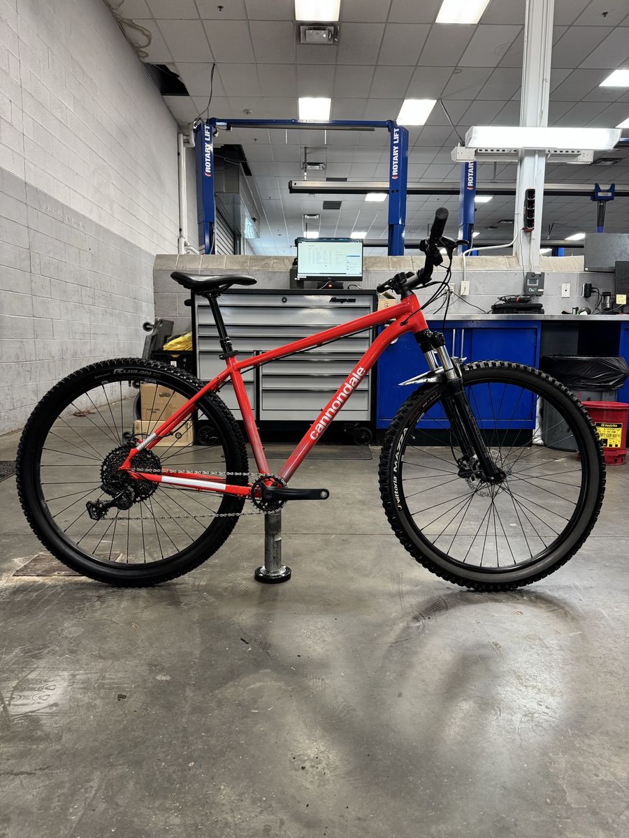2023 Cannondale Trail 5