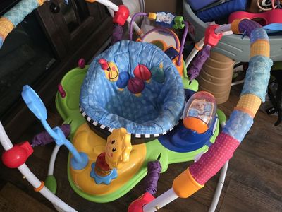 Baby bouncer lightly used