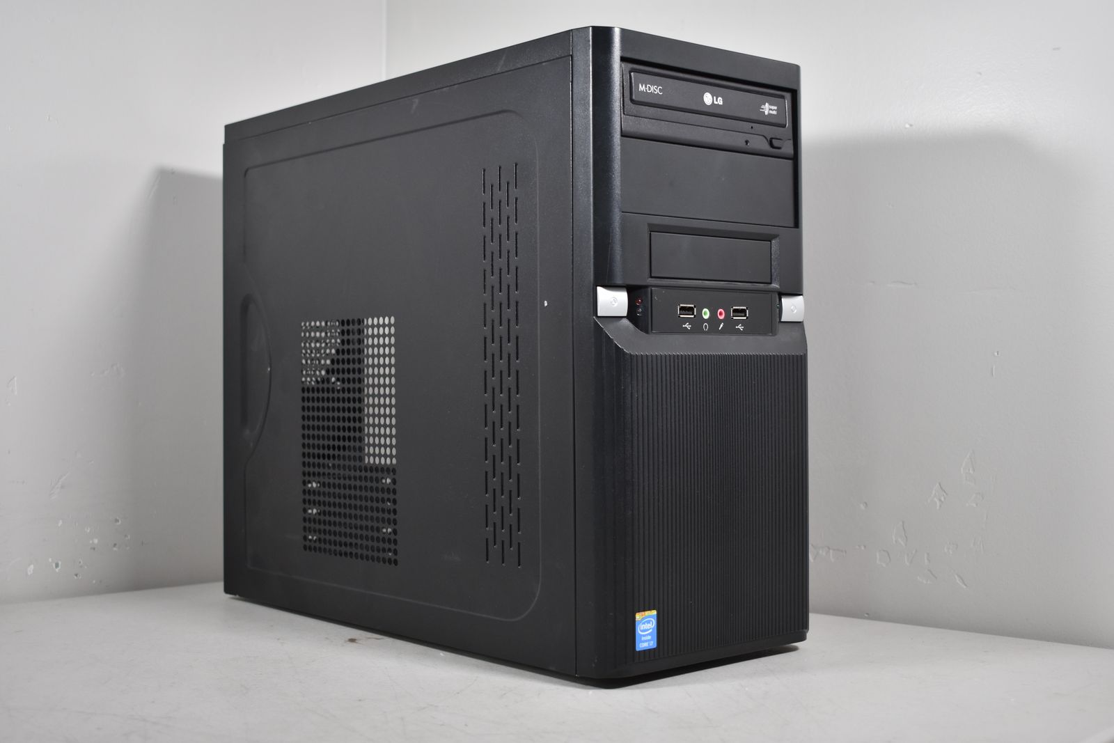 550 Watt Power Supply Computer Case Combo