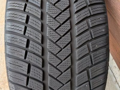 235/40-19 VREDESTEIN Wintrac Pro+ Snow Tires