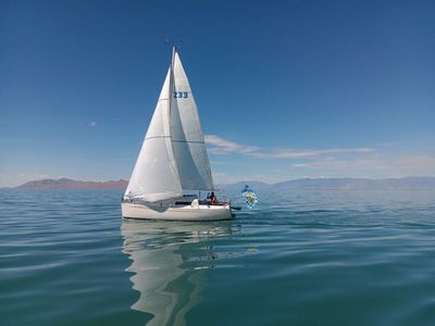 1988 Beneteau f-235 wing keel with trailer