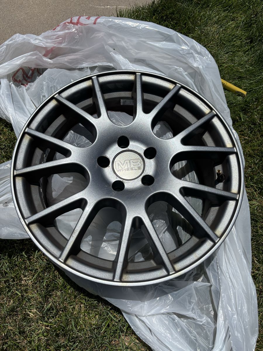 Set of 4 MB wheels