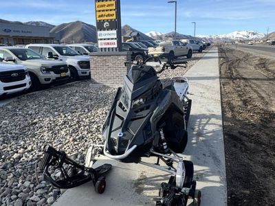 2024 Polaris® 650 Pro RMK 155 Gloss Black