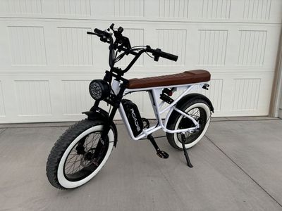 Roadie Bike Co - Now local Ut pickup - Premium E-bike
