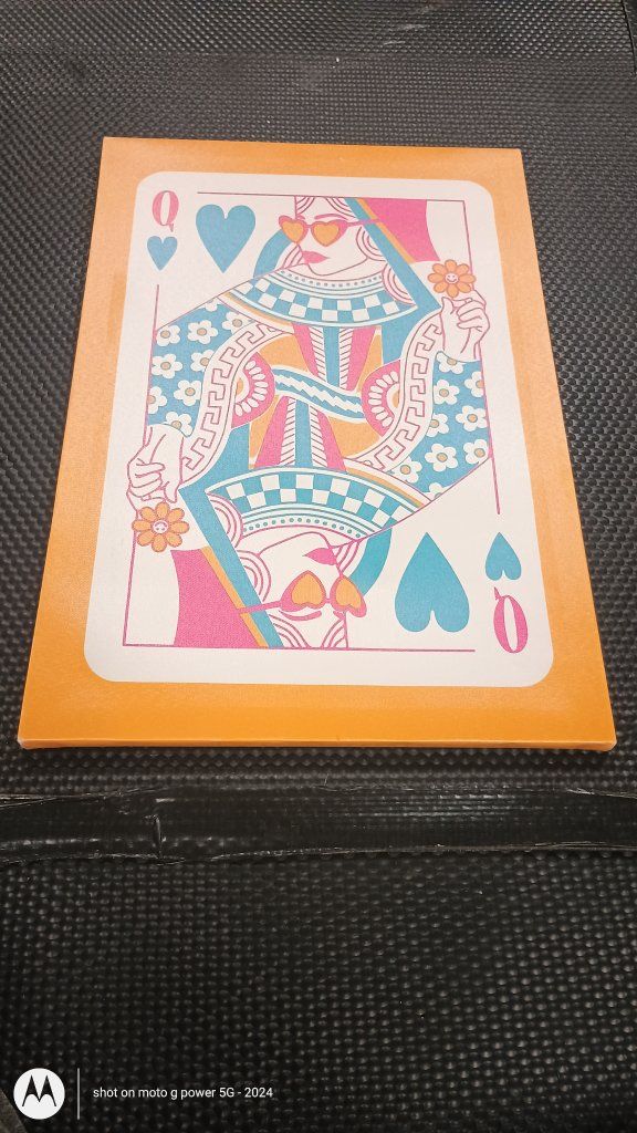 trendy retro queen of hearts playing card canvas wall art print/painting