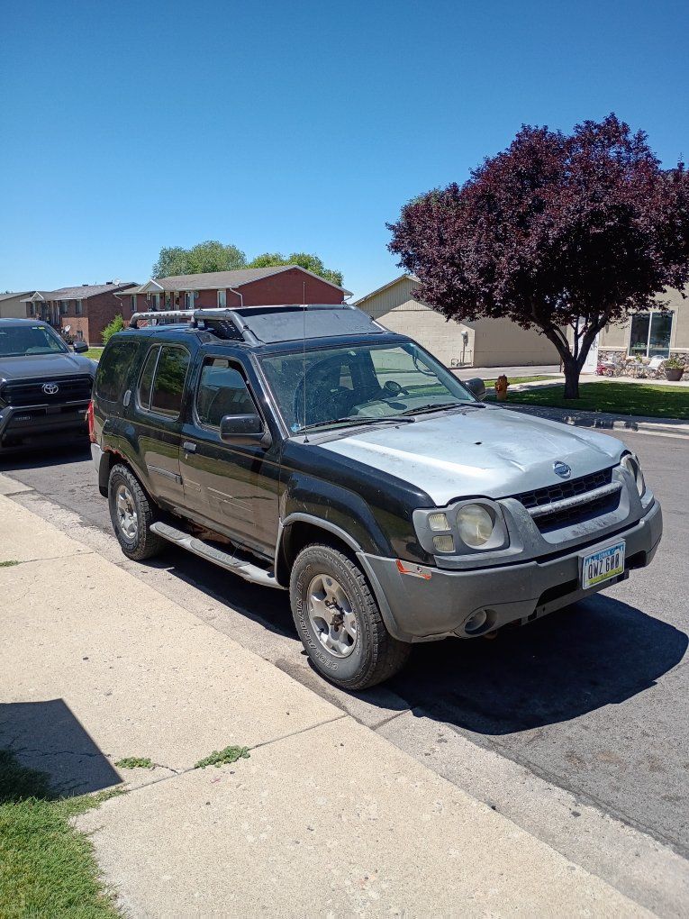 2000 Nissan Xterra XE