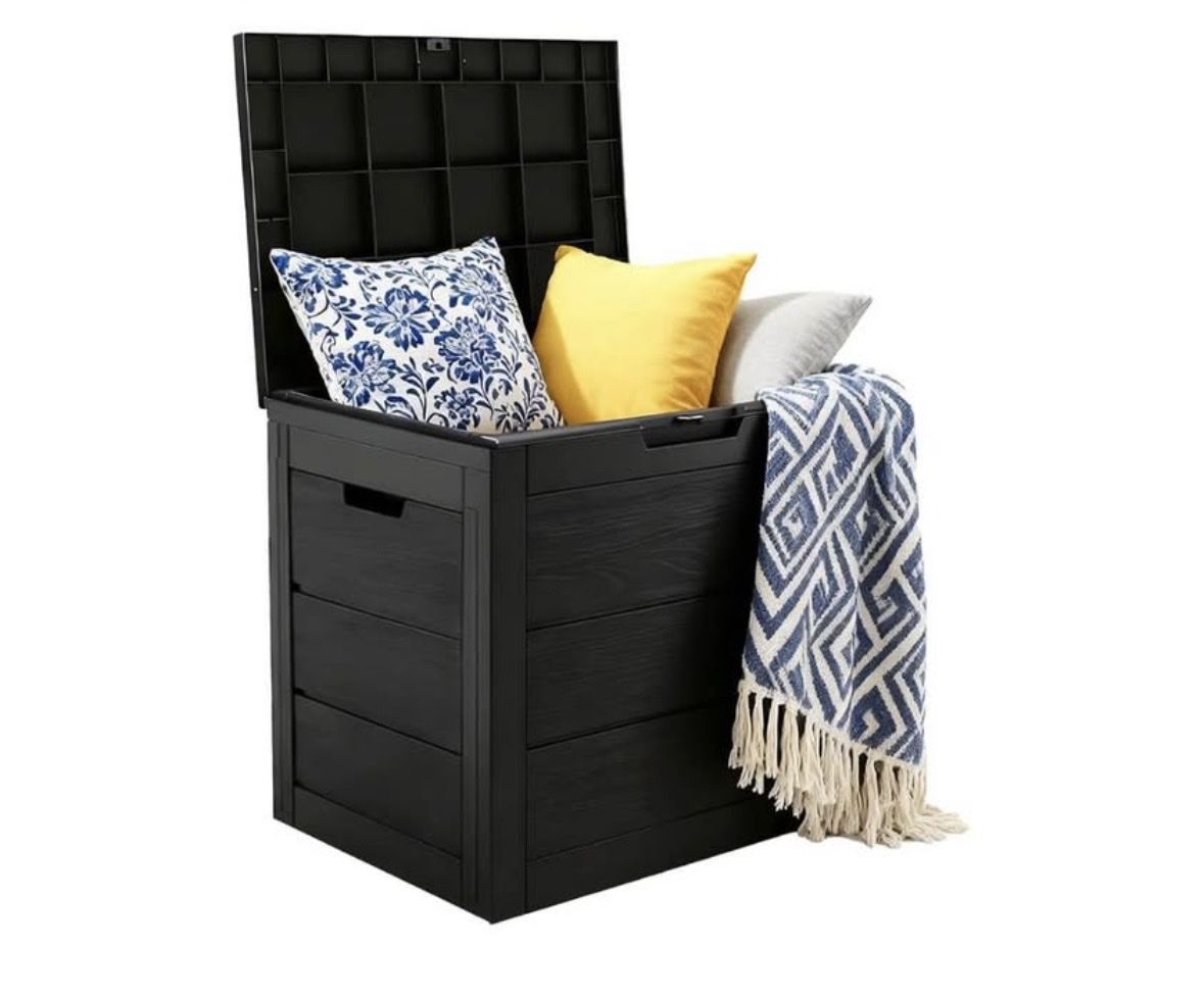35 Gallon Black Outdoor Storage Deck Box with Lid