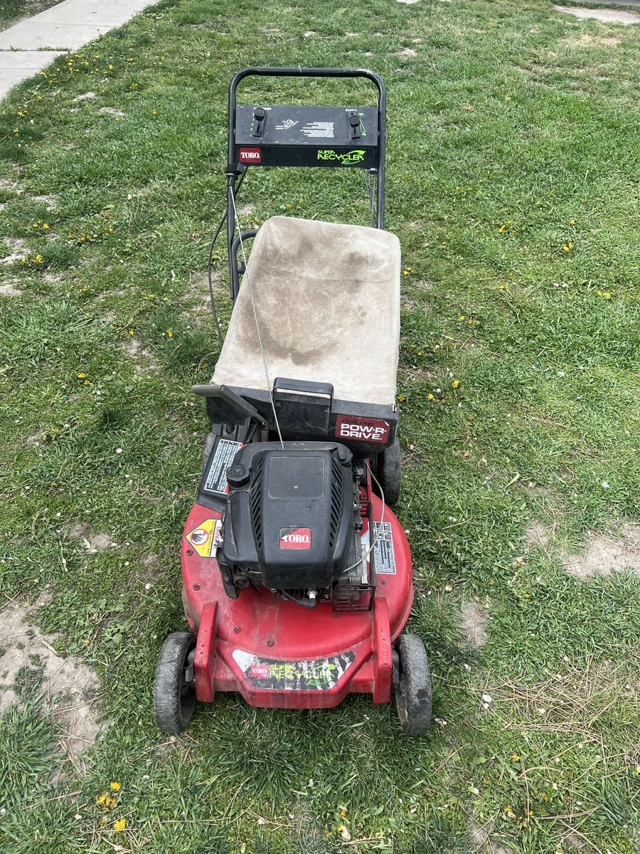 Toro Recycler lawnmower