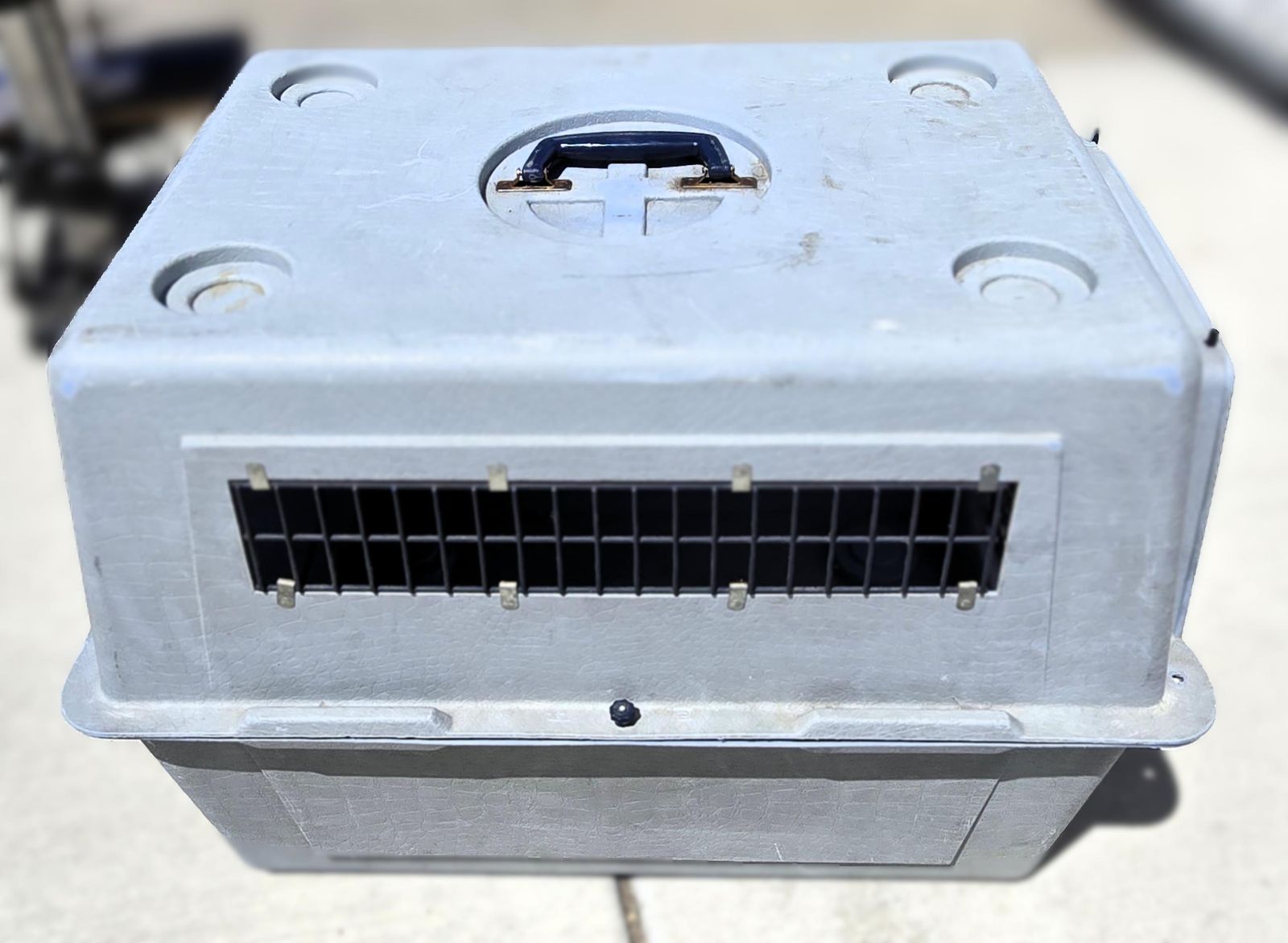 TRAVEL DOG KENNEL - PORTABLE