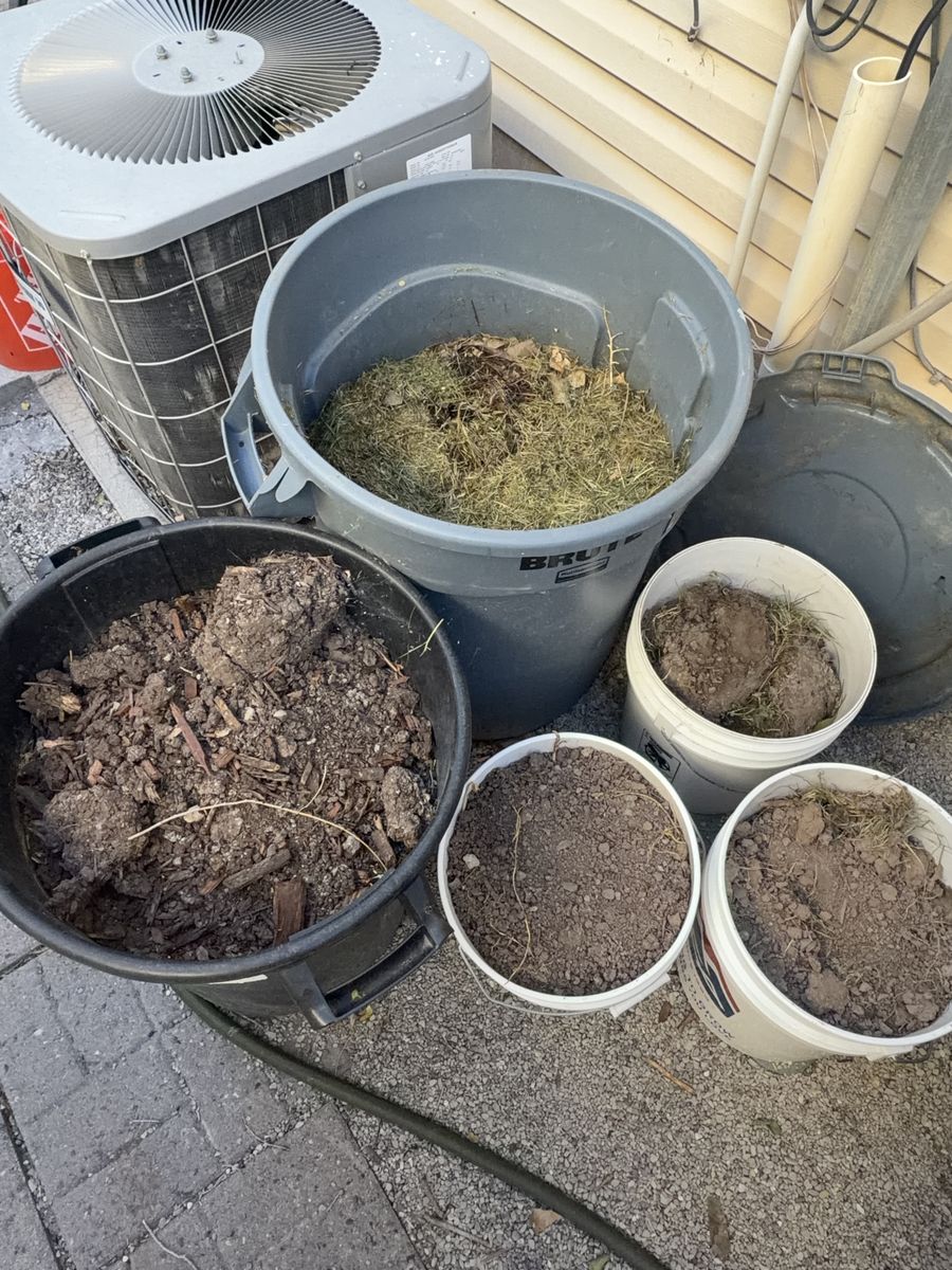Free Dirt Soil Compost (More not in picture)
