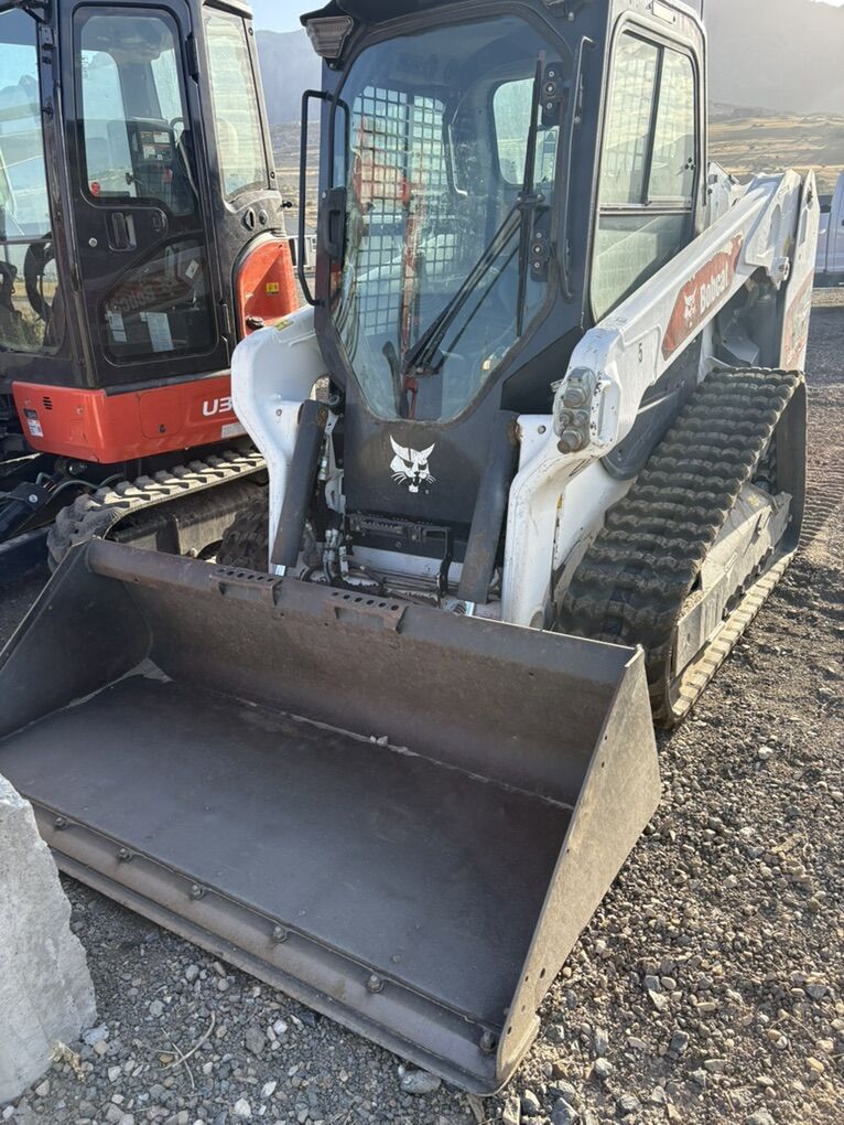 2021 Bobcat T62 Skid Steer