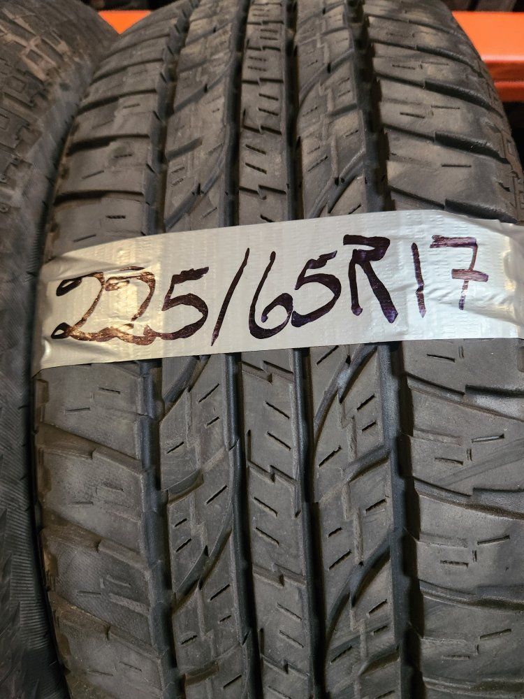 225/65r17 yokahama geolandar at