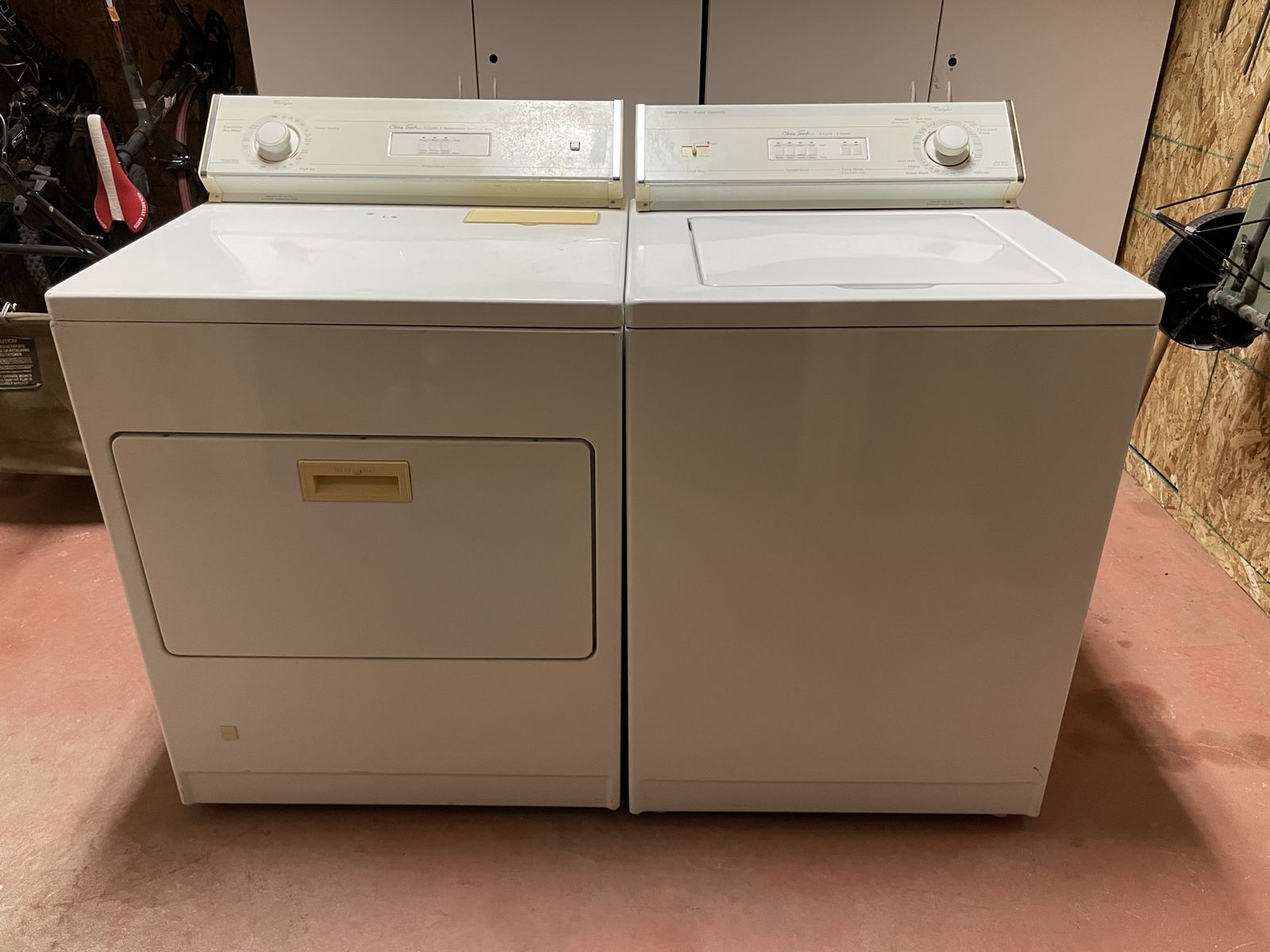 Quality Washer and Dryer Set with small leak