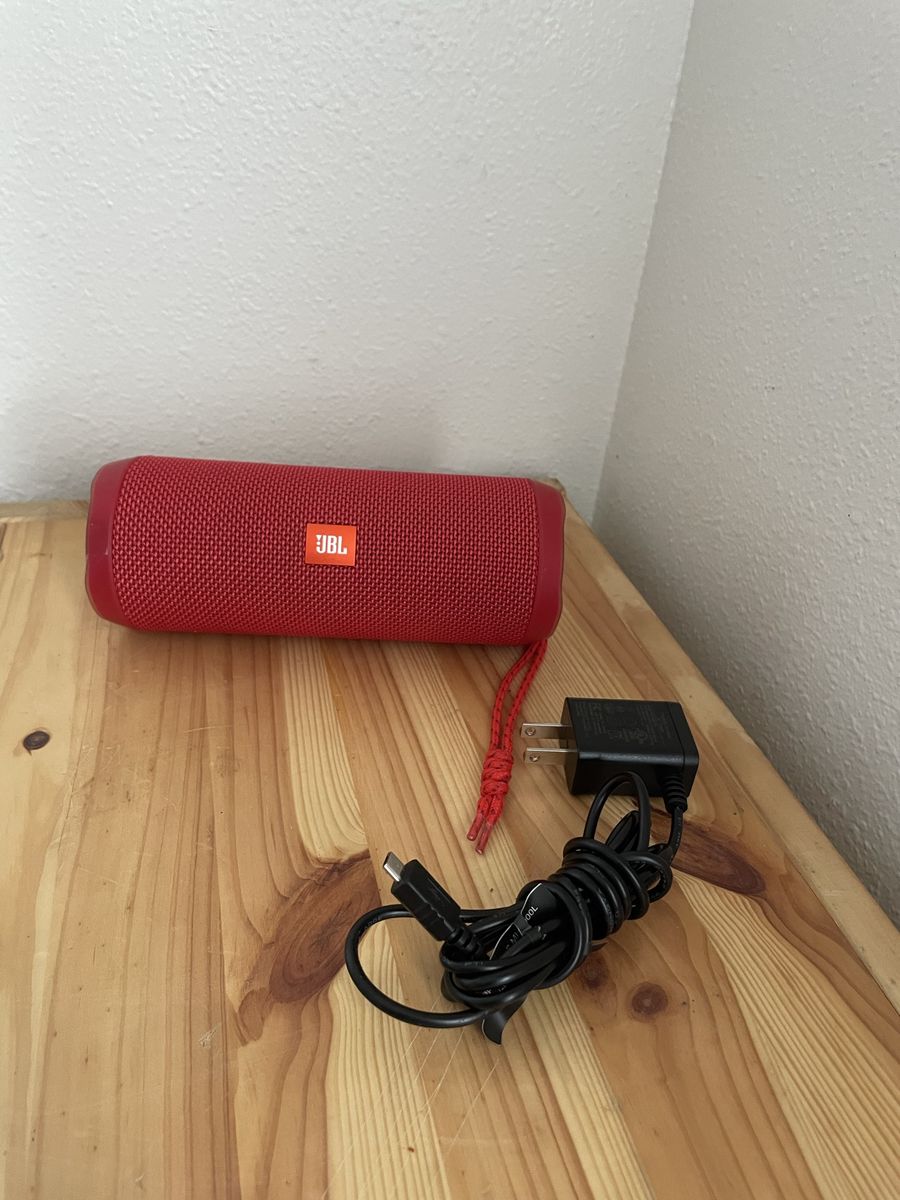 JBL flip 4