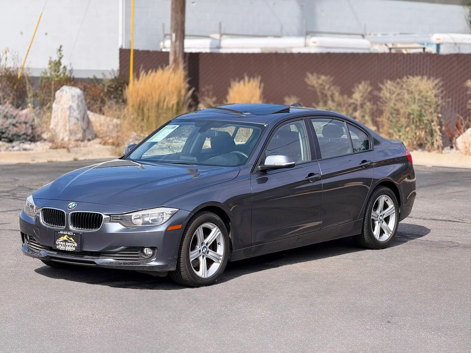 2014 BMW 3 Series 320i