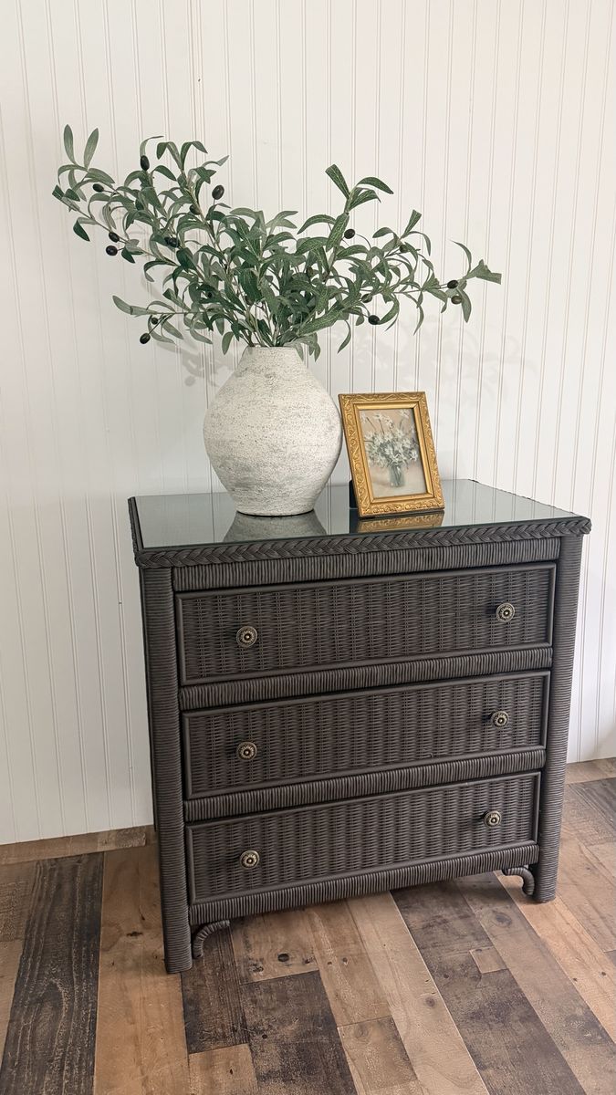 Wicker 3 drawer Dresser
