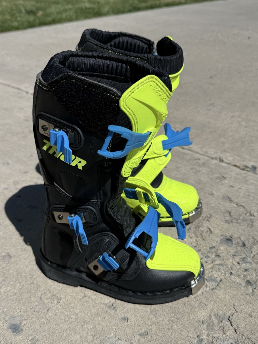 THOR Youth Blitz XR Boots – Size 1