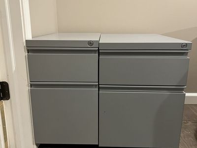 Filing Cabinets set of 2