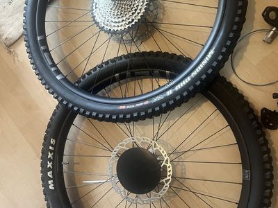 Boost Wheelset/partial XT Drivetrain