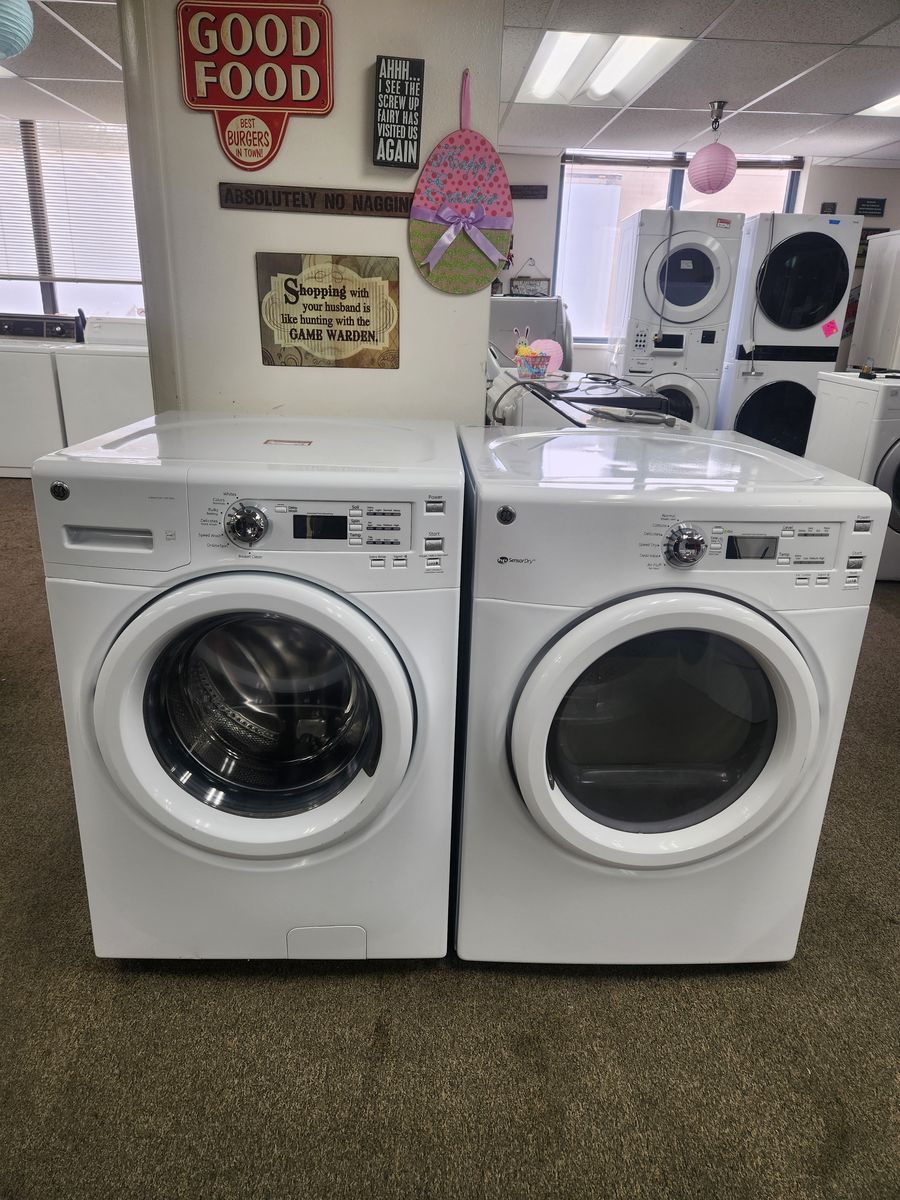 NICE GE FRONTLOAD WASHER AND ELECTRIC DRYER SET! W-WARRANTY