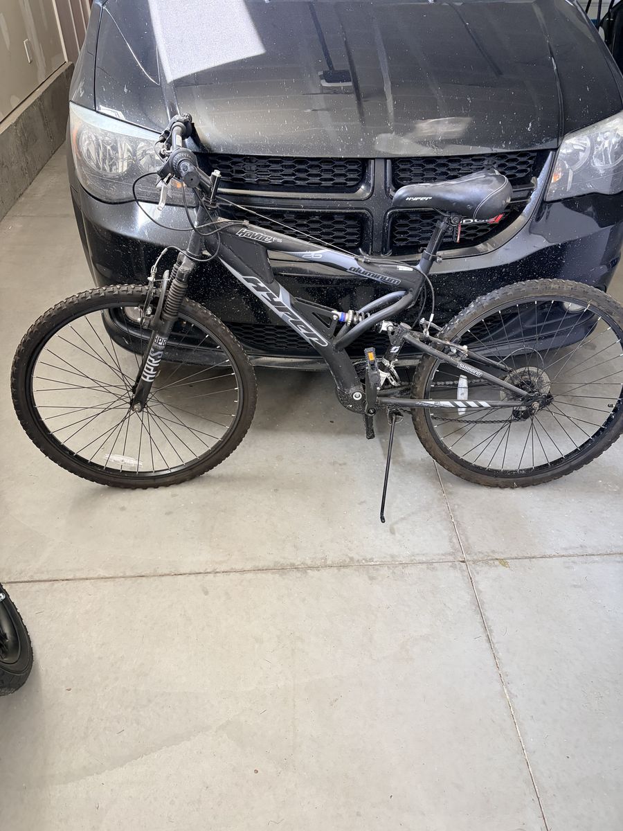 26” Hyper Mountain Bike