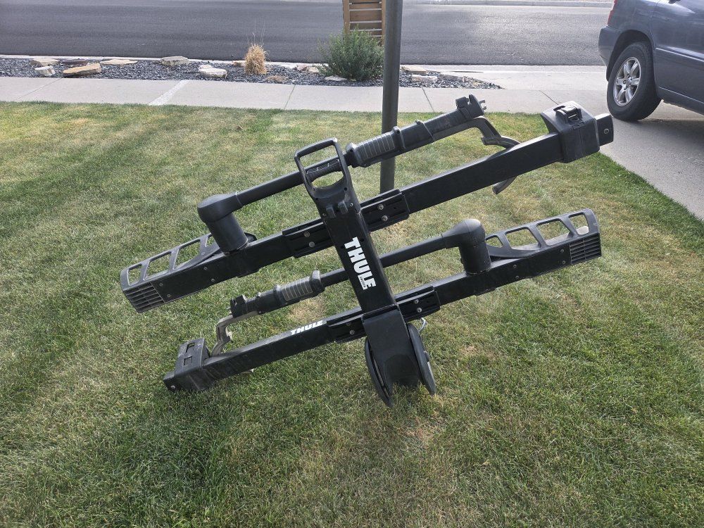 Thule T2 XT Pro 2 Bike Rack W/Bike & Hitch Locks