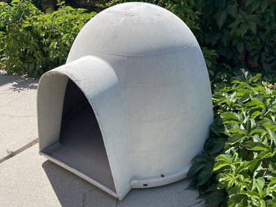 XL Dogloo Pet House