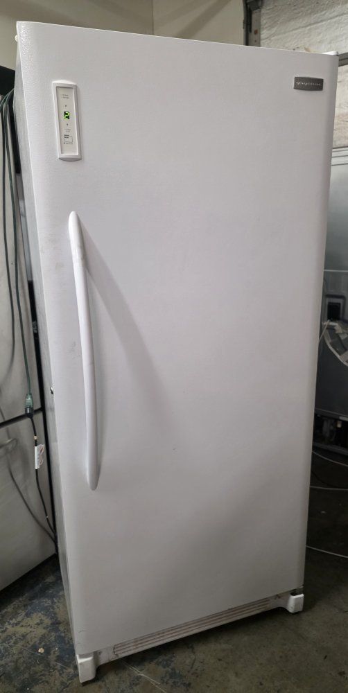 frigidaire freezer, frost free I