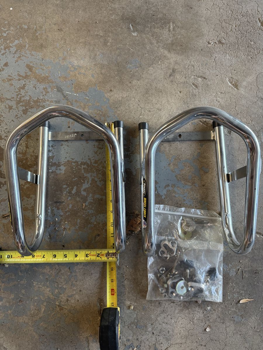 Pengil Wheel Chocks (Removable)