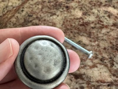 Cabinet/Drawer Pulls Knobs
