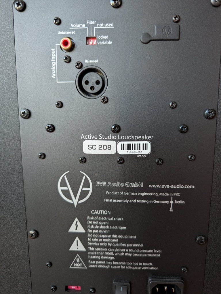 Main image 4