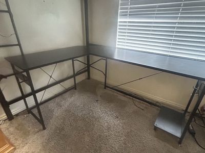 L shaped desk with area at bottom