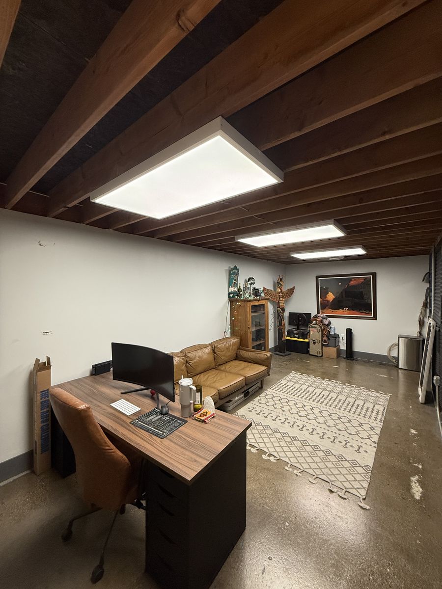 Main image 8