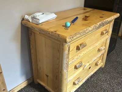 Log bedrooms set