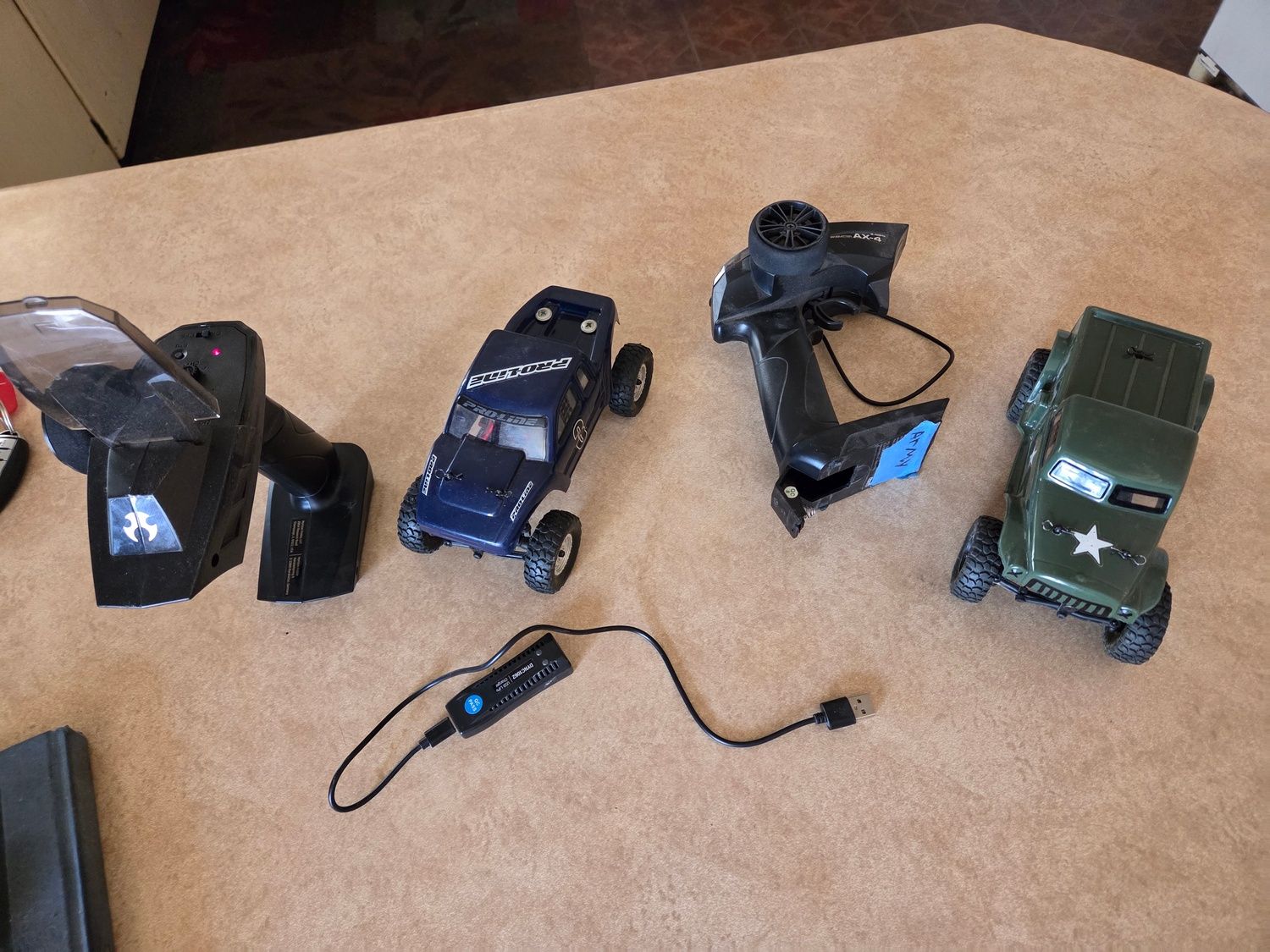 axial  SCX30 mini rc crawlers