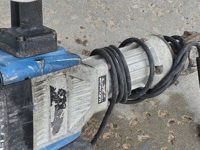 Electric jack hammer