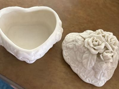 White Porcelain Heart-Shaped Trinket Box with Floral Rose