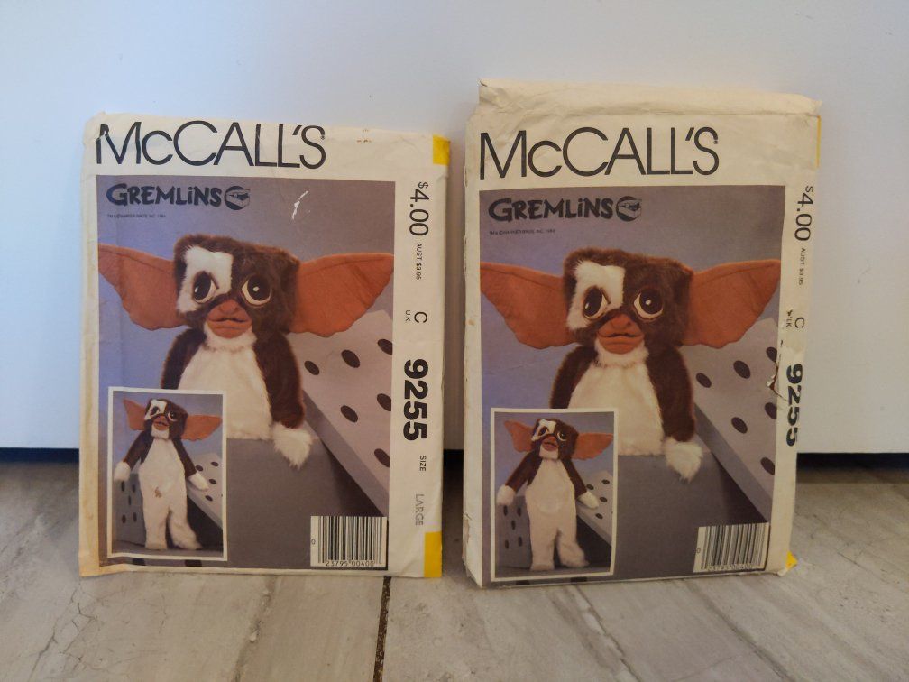 McCall's 9255 Gremlins Gizmo Costume Sewing Pattern - Large & Small, Vintage 1984, Uncut/Complete