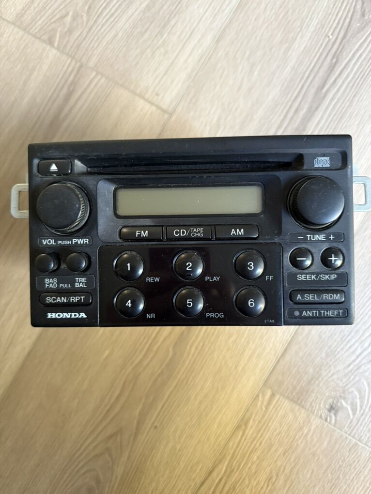 Honda Accord Coupe AM FM CD Player Stereo Receiver