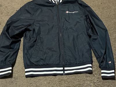 Champion Black White Striped Lightweight Jacket Mens M.(Digital payment only)