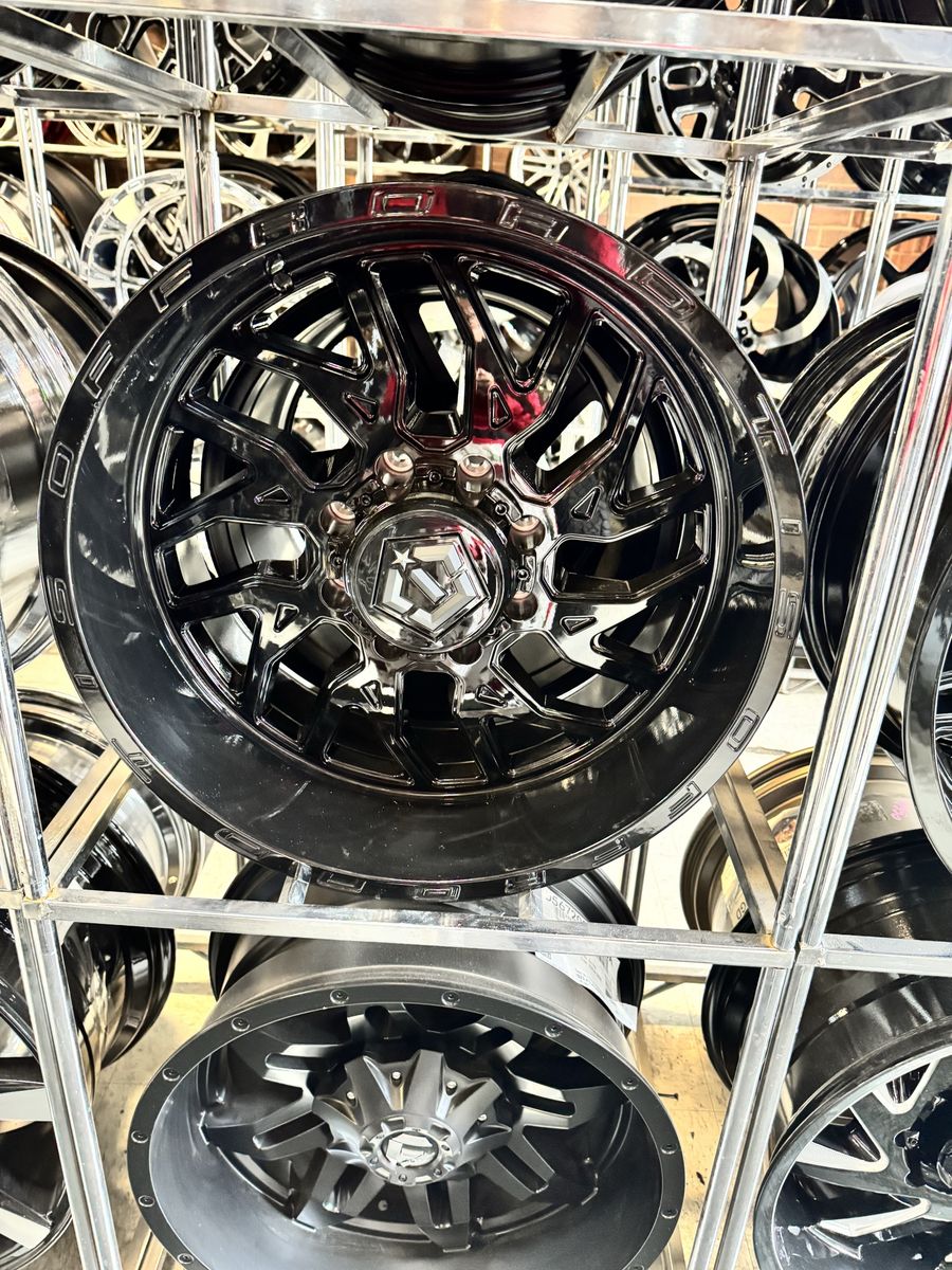 TIS wheels style 544rb 20x10 gloss black. Brand new set of 4.