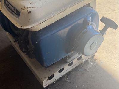 Honda E300 General Purpose Generator - Compact Portable Power