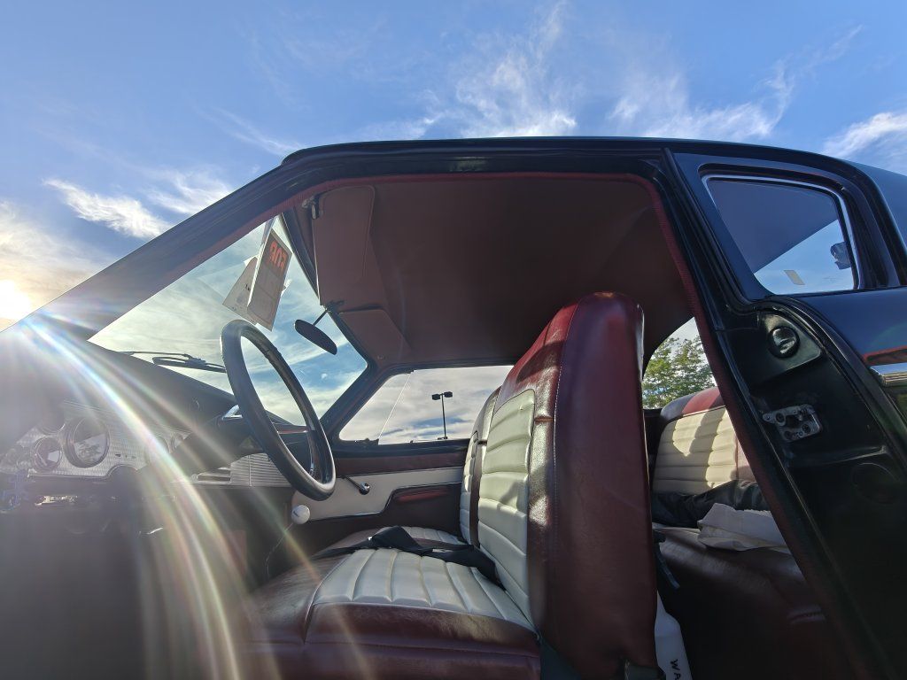 Main image 8