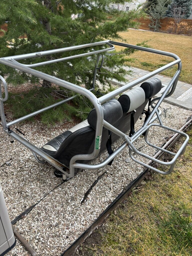 Polaris Ranger Rear Bed Seats And Roll Cage
